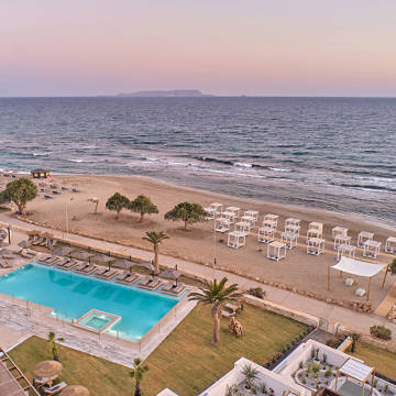 Paralos Kosta Alimia view of the small pool, the beach and the sea