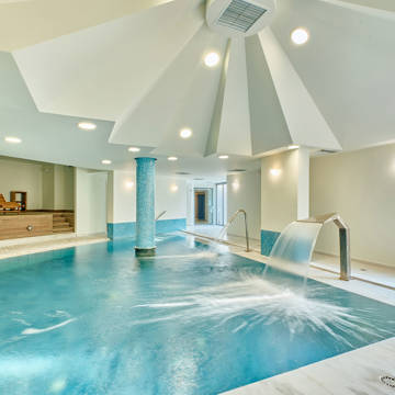 Paralos Kosta Alimia Spa indoor pool